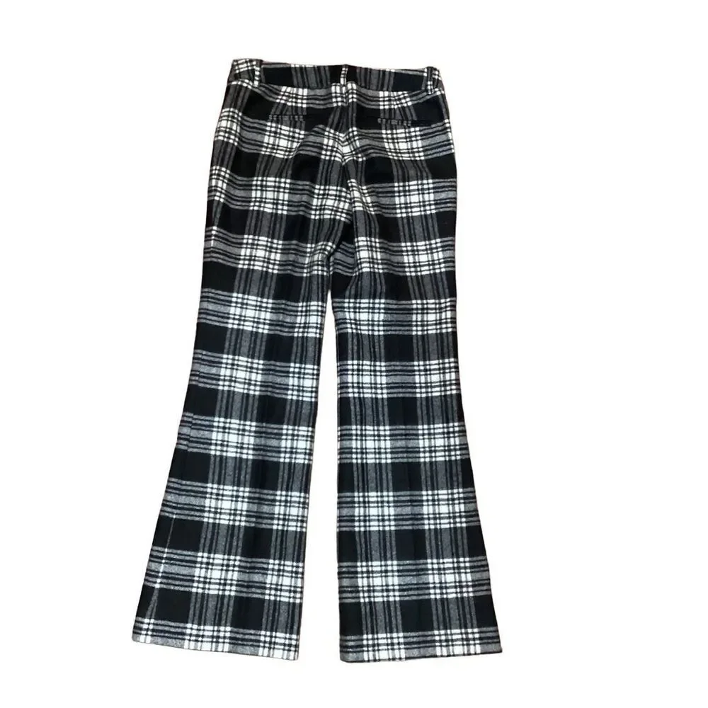 L.L. Bean black and cream plaid 100% Wool flare signature trousers size 10 - Picture 4 of 12